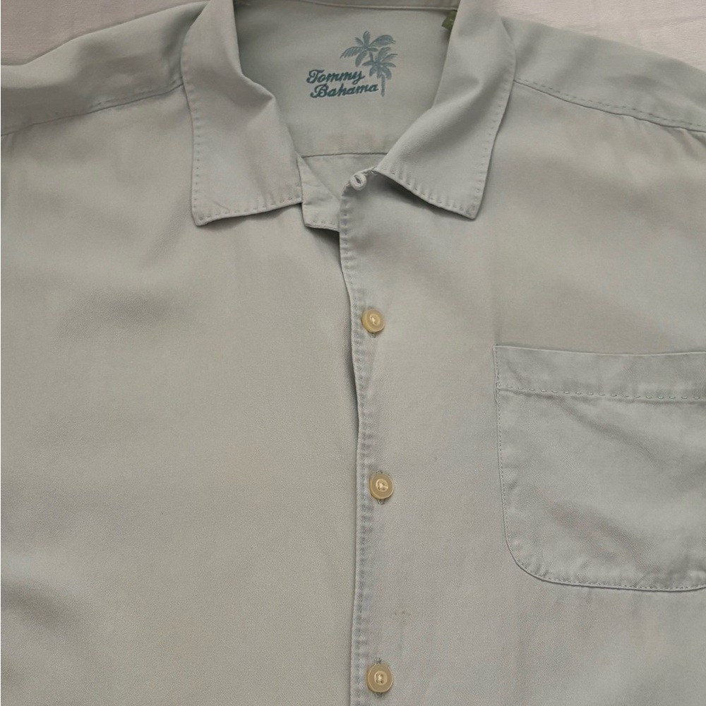 Tommy Bahama Men's Light Blue Shirt